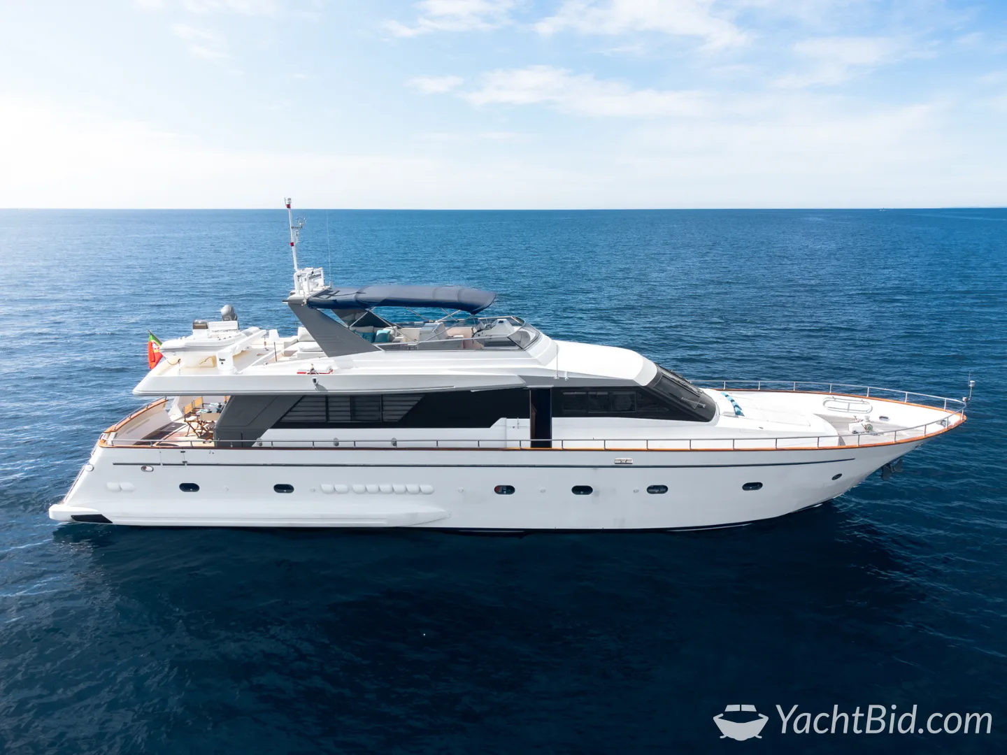 Falcon 82